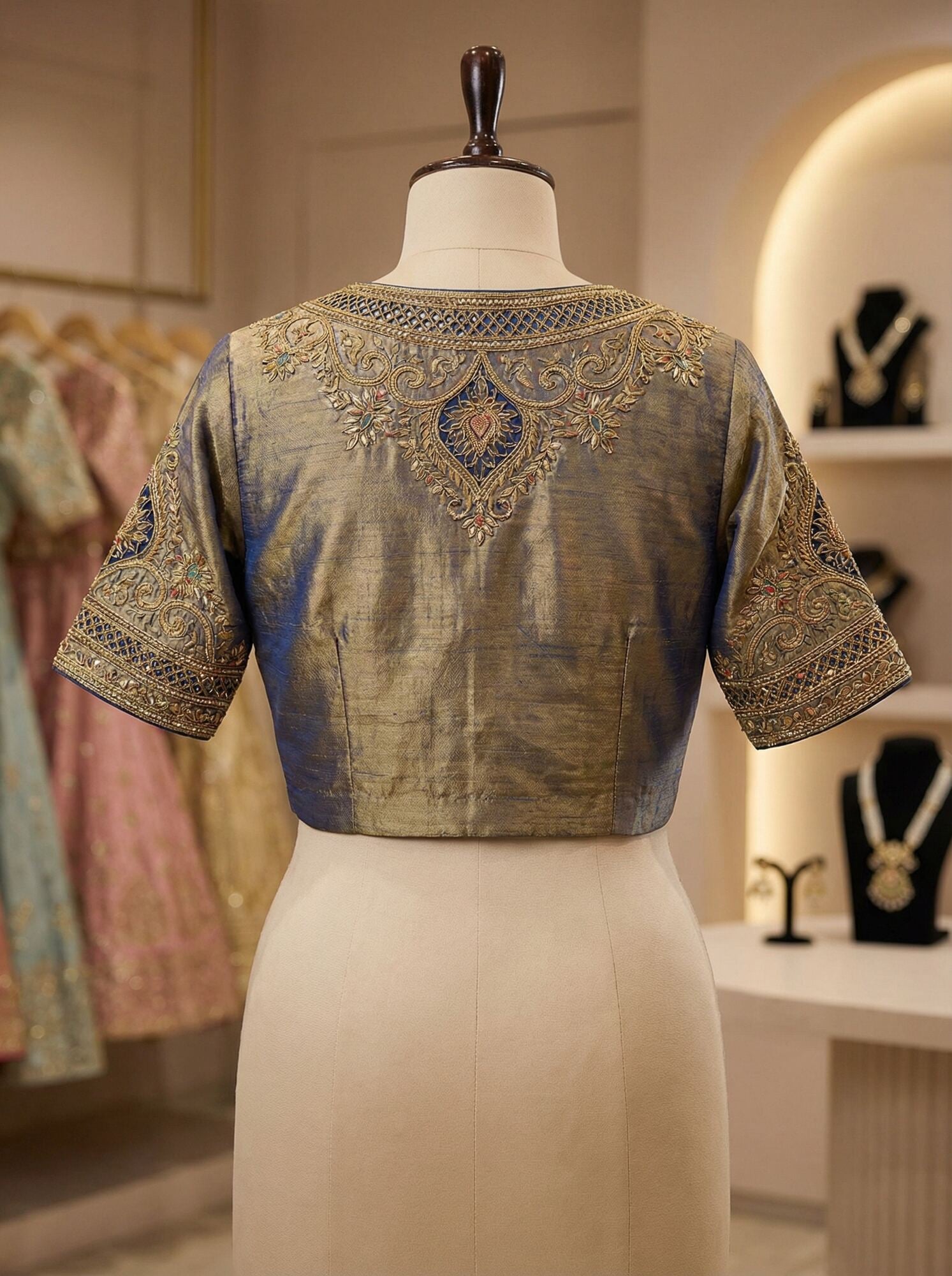 Blouse fit correction inspiration